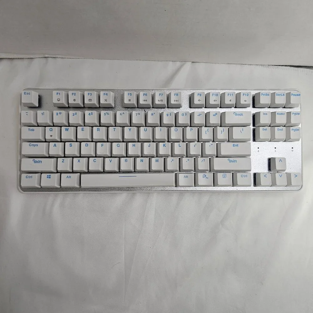 Dareu EK807G – TKL Wireless Mechanical Keyboard white raised keys, works great